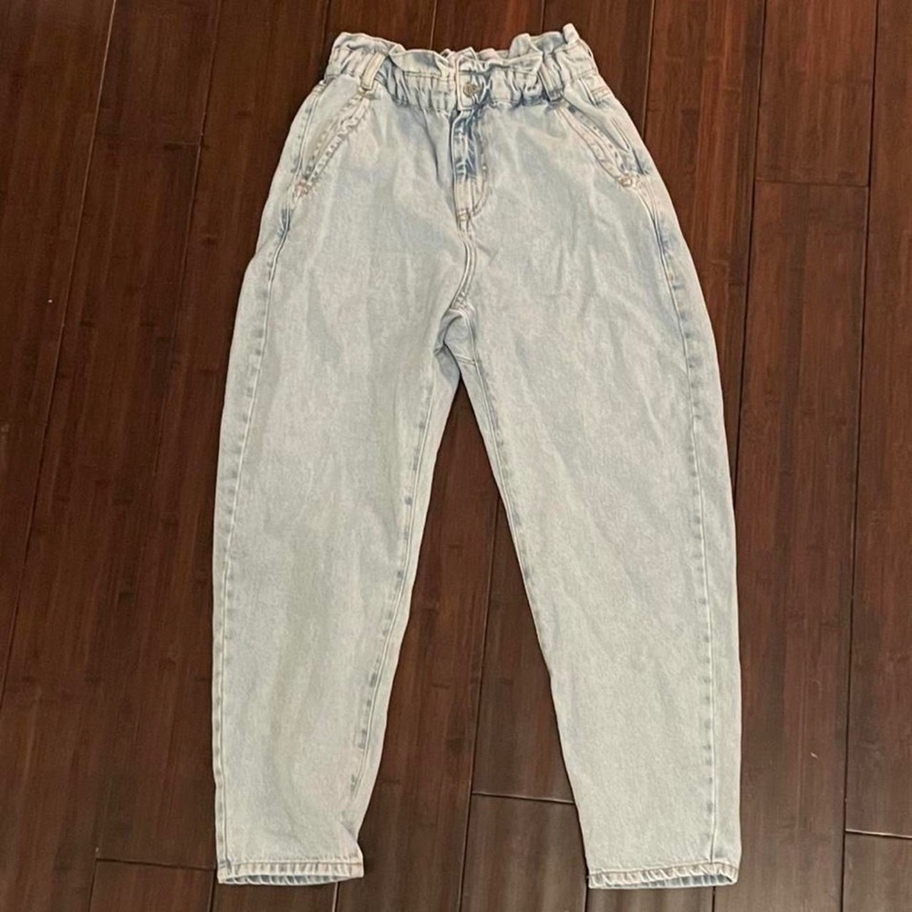 Zara Baggy mom jeans with elastic waistband